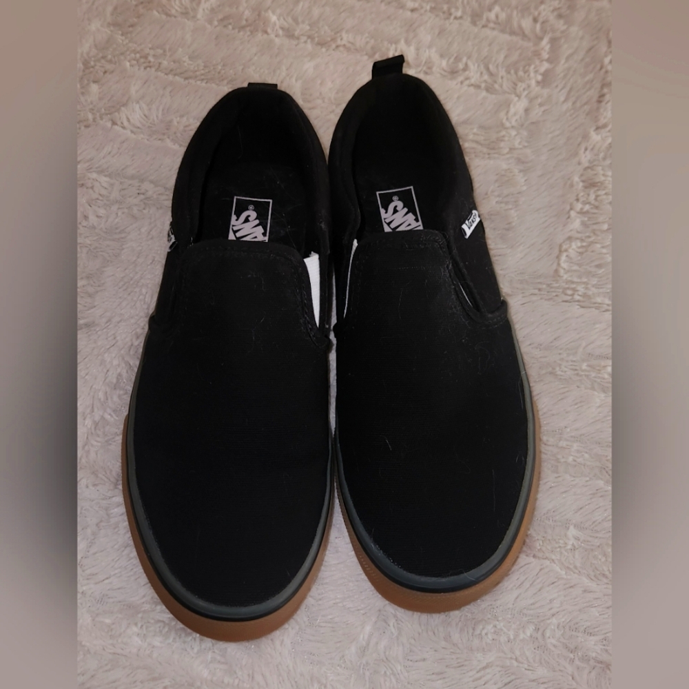 Youth Black Vans size 6.0 NWOT